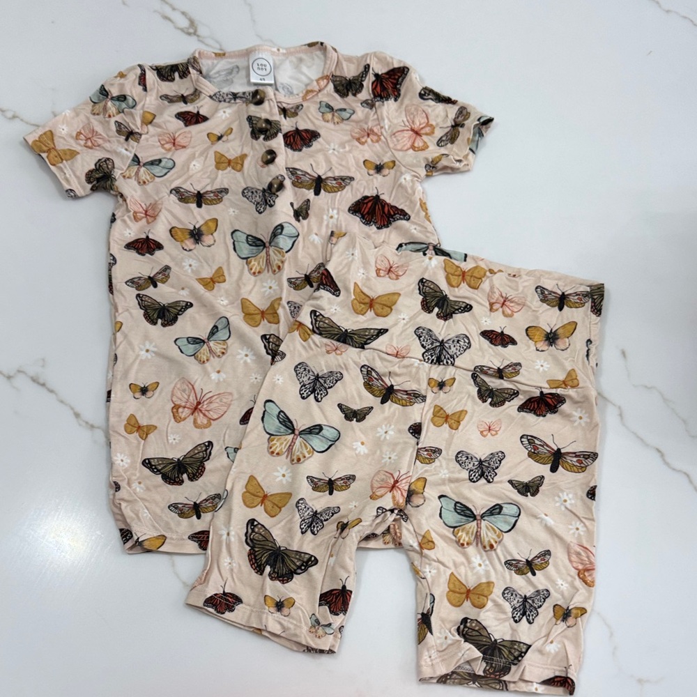 Lou Lou & Company Shortie Set